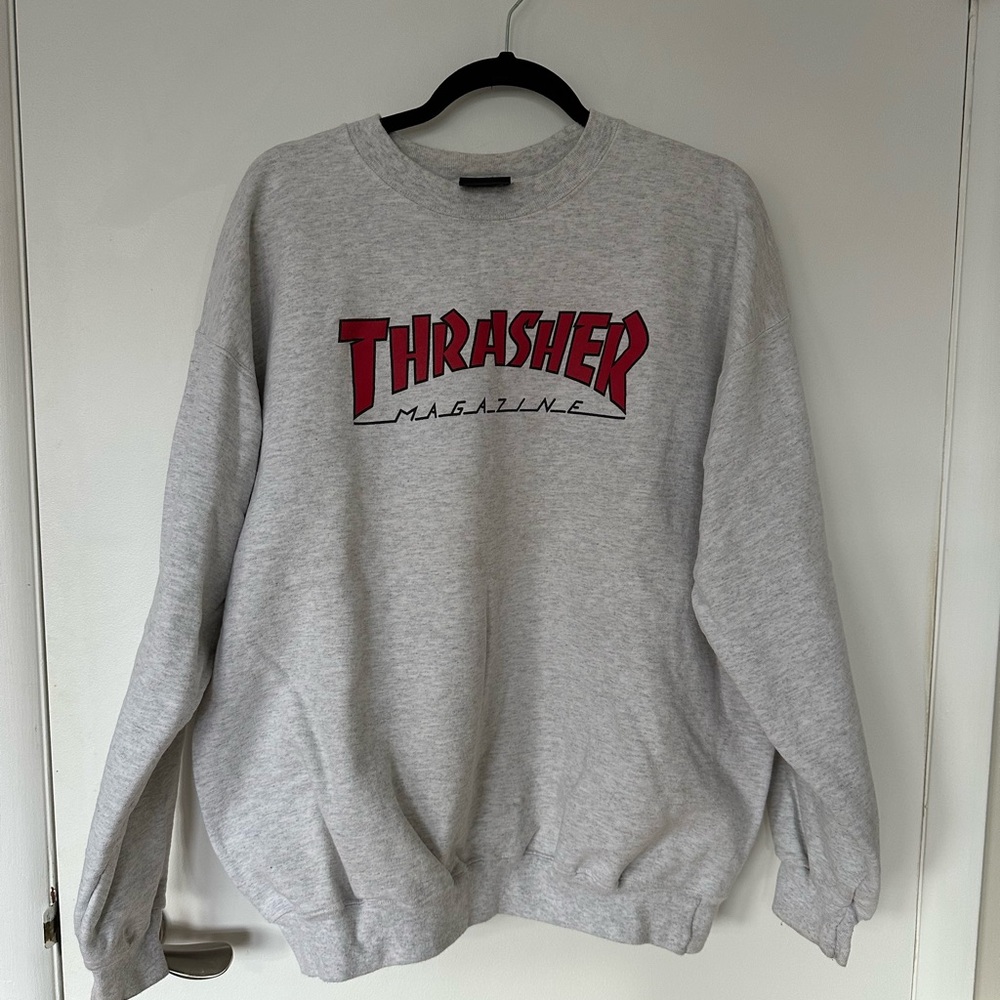 Grey Thrasher crewneck